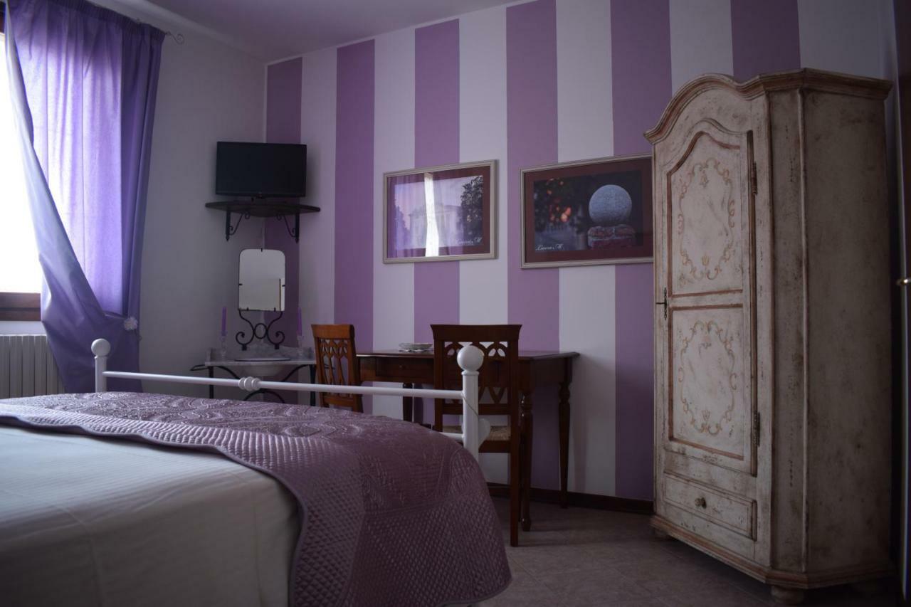 לינה וארוחת בוקר אוקיובלו A Casa Di Laura מראה חיצוני תמונה